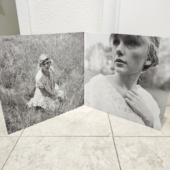 Taylor Swift Vinyl Folklore - Picture 5 of 6